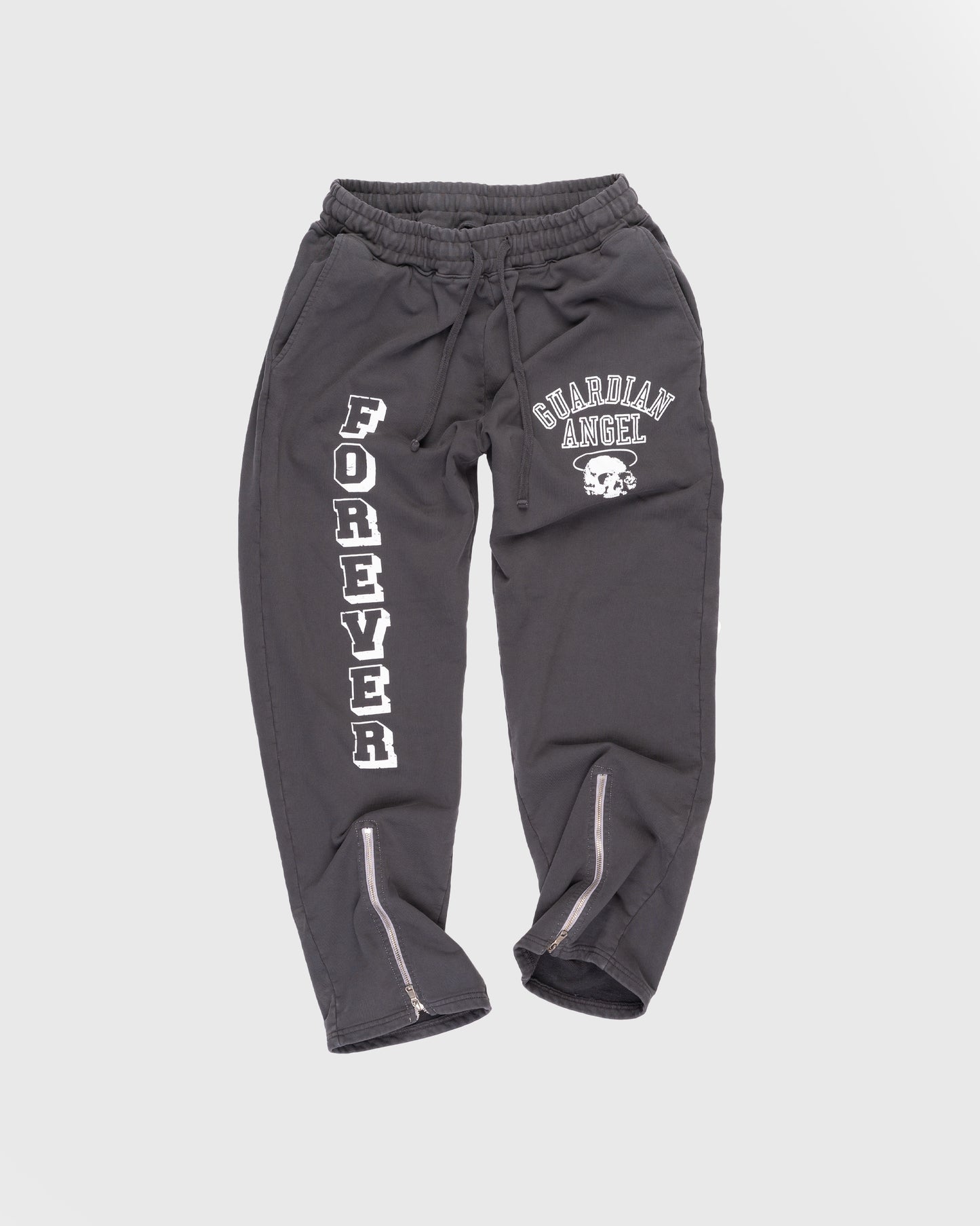 FOREVER SWEATPANTS IN WASHED BLACK